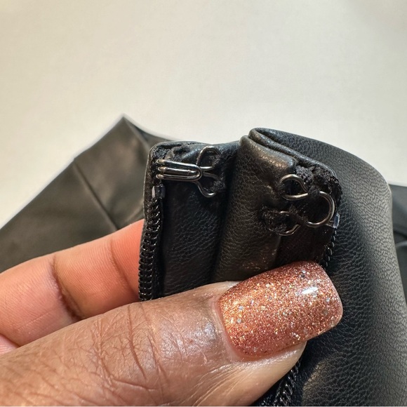 Universal Standard Sillaro Vegan Leather Skirt Black, New w/ Tags, Size 22 - Picture 6 of 15